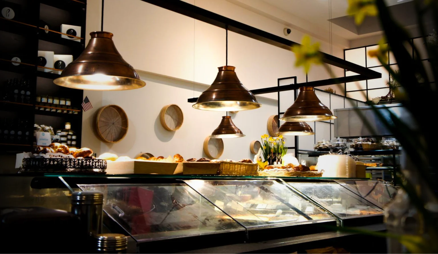 pi bakerie lighting